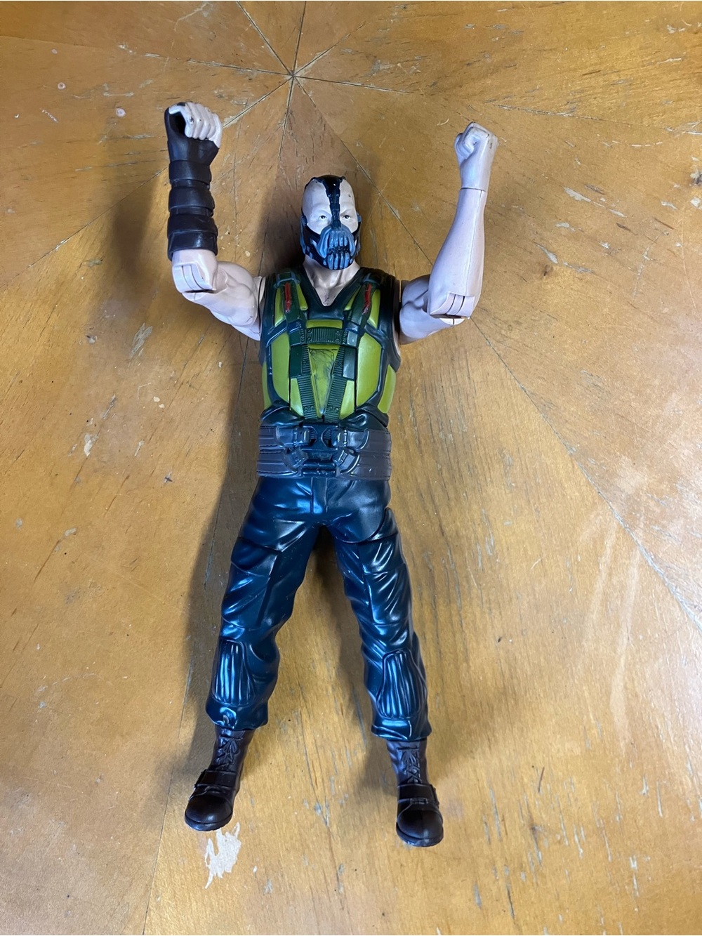 Mattel Dark Knight Rises Deluxe 10 Inch Bonebasher Bane Action Figure